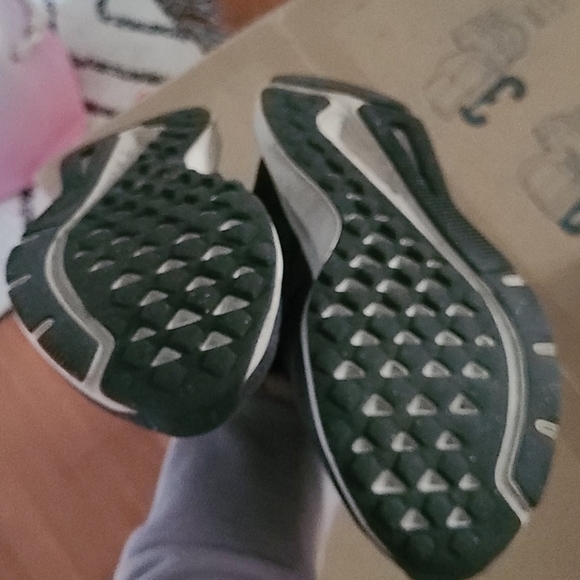 Great condition womens nikes - Picture 3 of 3